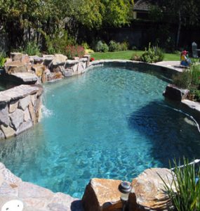 Pool cleaning and maintenance San Ramon